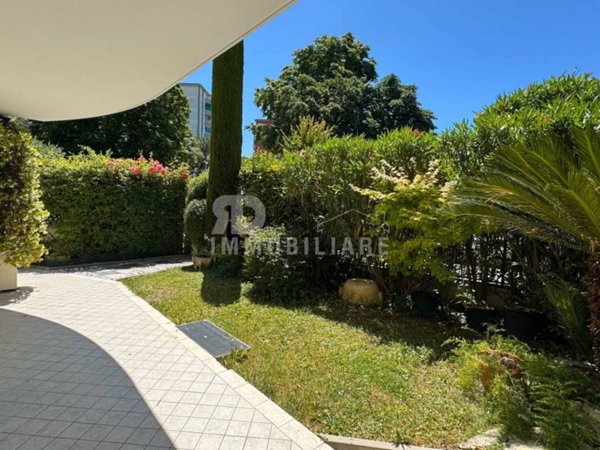 appartamento in vendita a Riccione