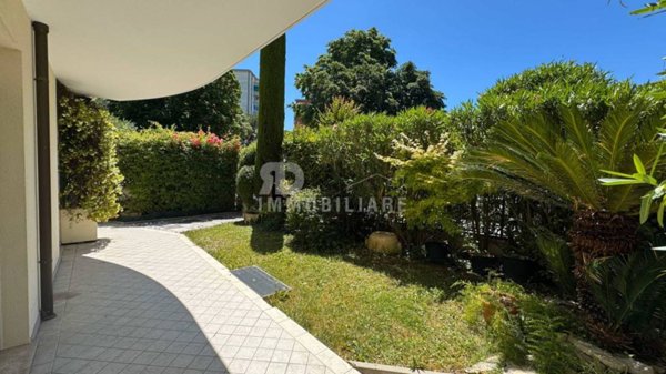 appartamento in vendita a Riccione