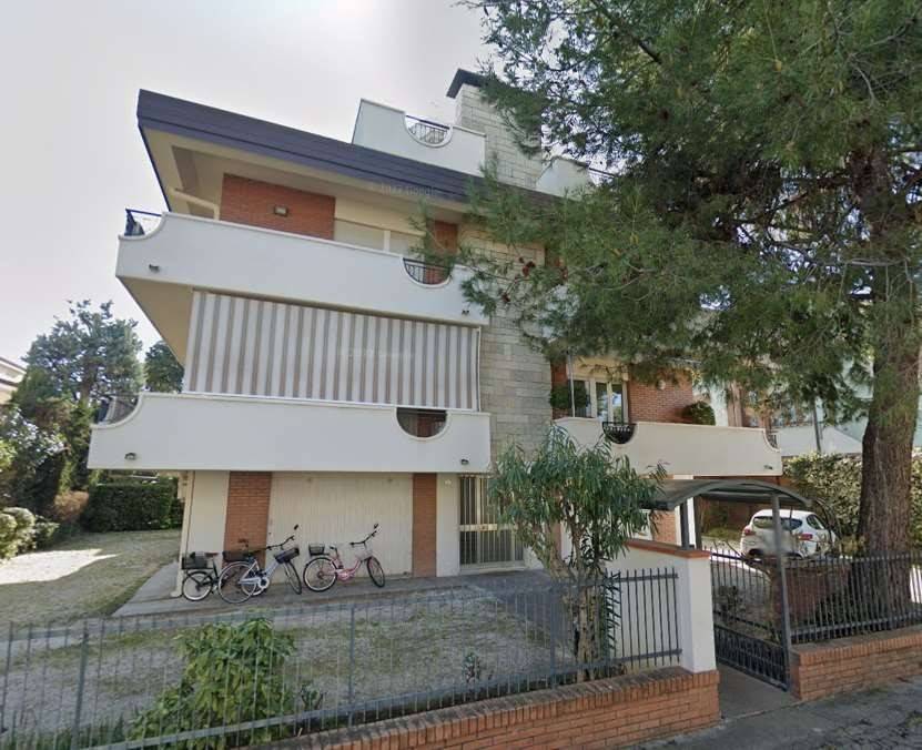 appartamento in vendita a Riccione in zona Alba