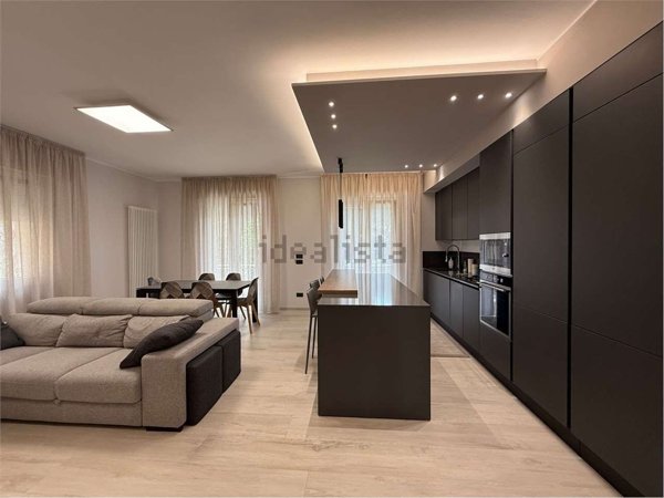 appartamento in vendita a Riccione in zona Marano