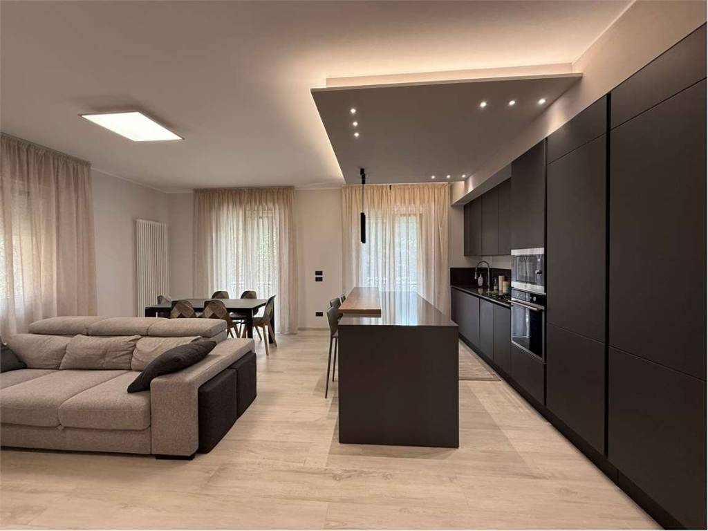 appartamento in vendita a Riccione in zona Marano