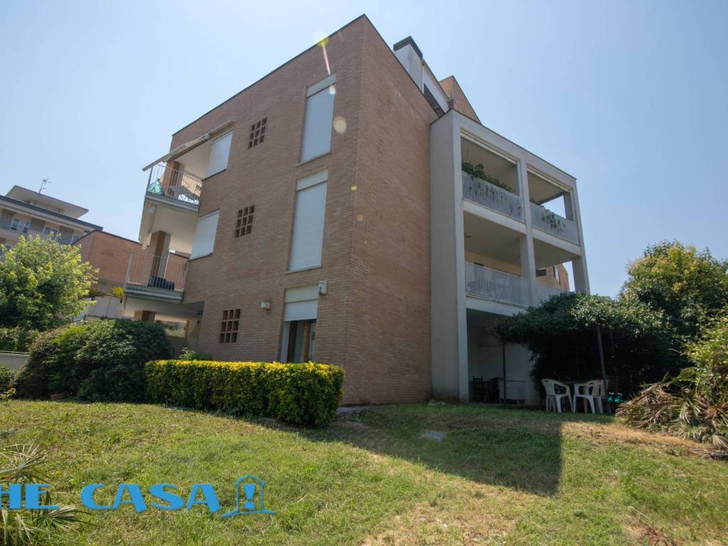 appartamento in vendita a Riccione in zona Centro Storico