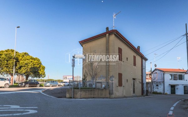 casa indipendente in vendita a Riccione in zona San Lorenzo