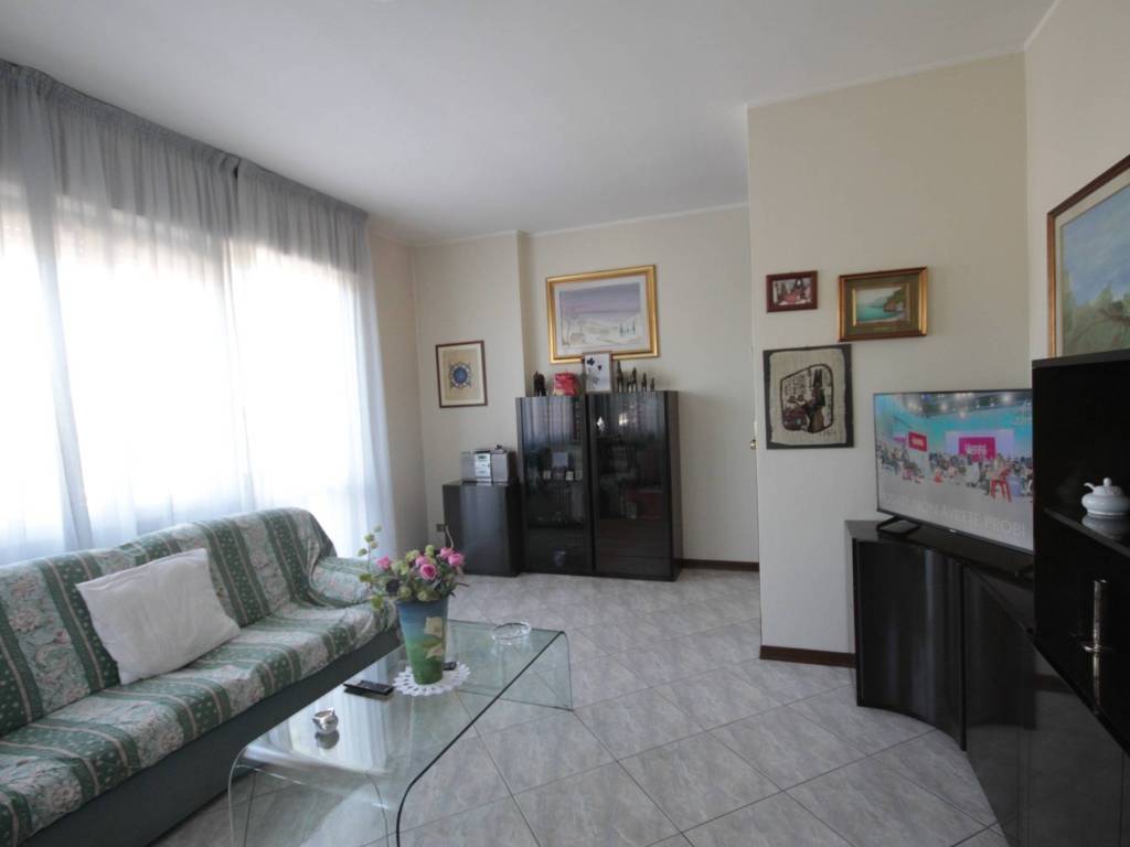 casa indipendente in vendita a Riccione in zona Alba