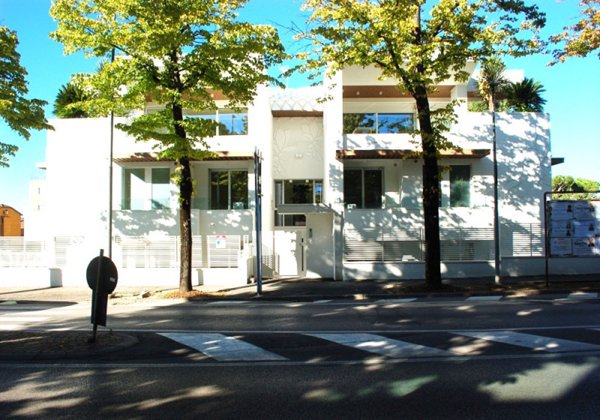 appartamento in vendita a Riccione in zona Alba