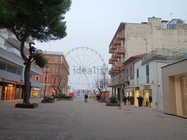 appartamento in vendita a Riccione in zona Centro Storico