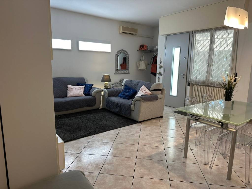 appartamento in vendita a Riccione