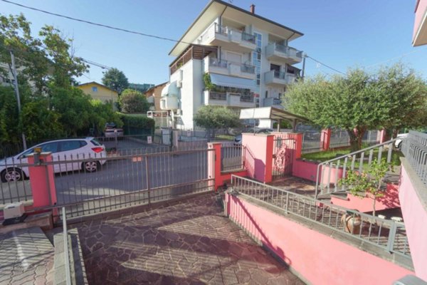 casa indipendente in vendita a Riccione