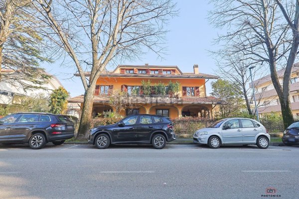 appartamento in vendita a Riccione