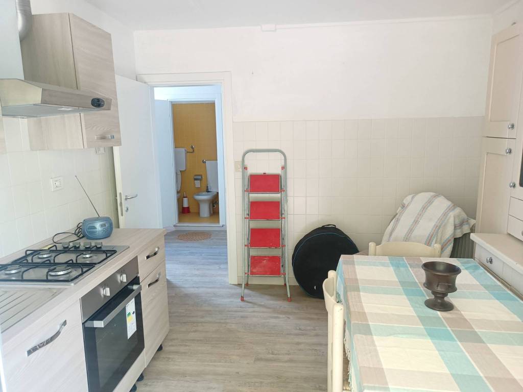 casa indipendente in vendita a Riccione in zona Alba