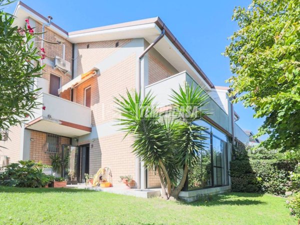 appartamento in vendita a Riccione