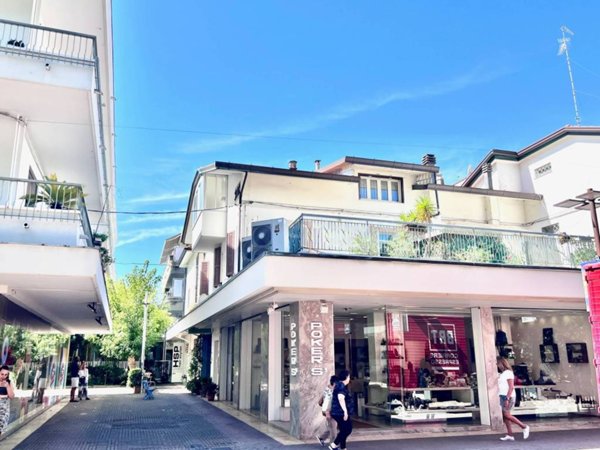 appartamento in vendita a Riccione in zona Centro Storico