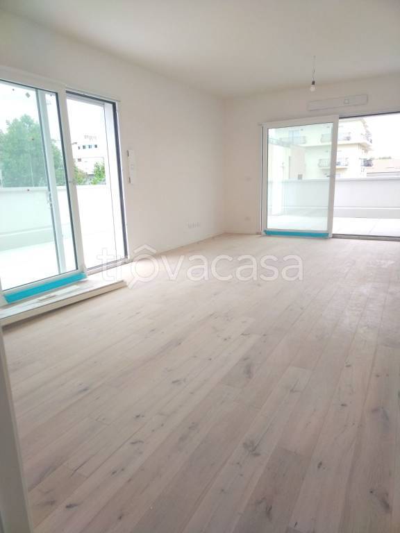 appartamento in vendita a Riccione in zona Alba