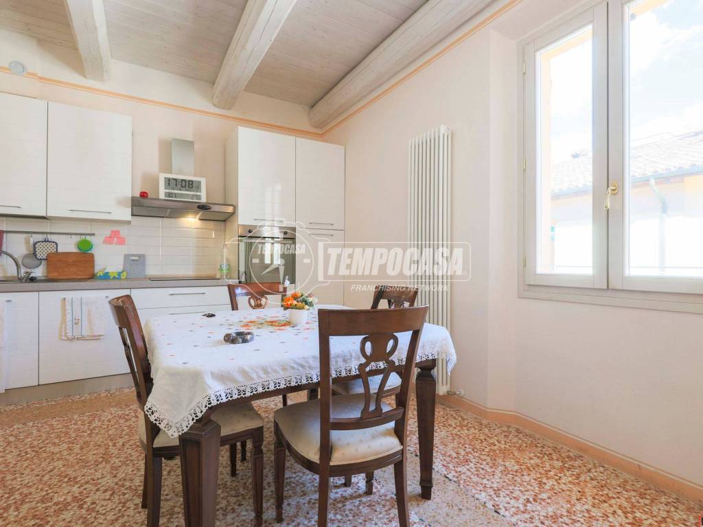 appartamento in vendita a Riccione in zona Alba