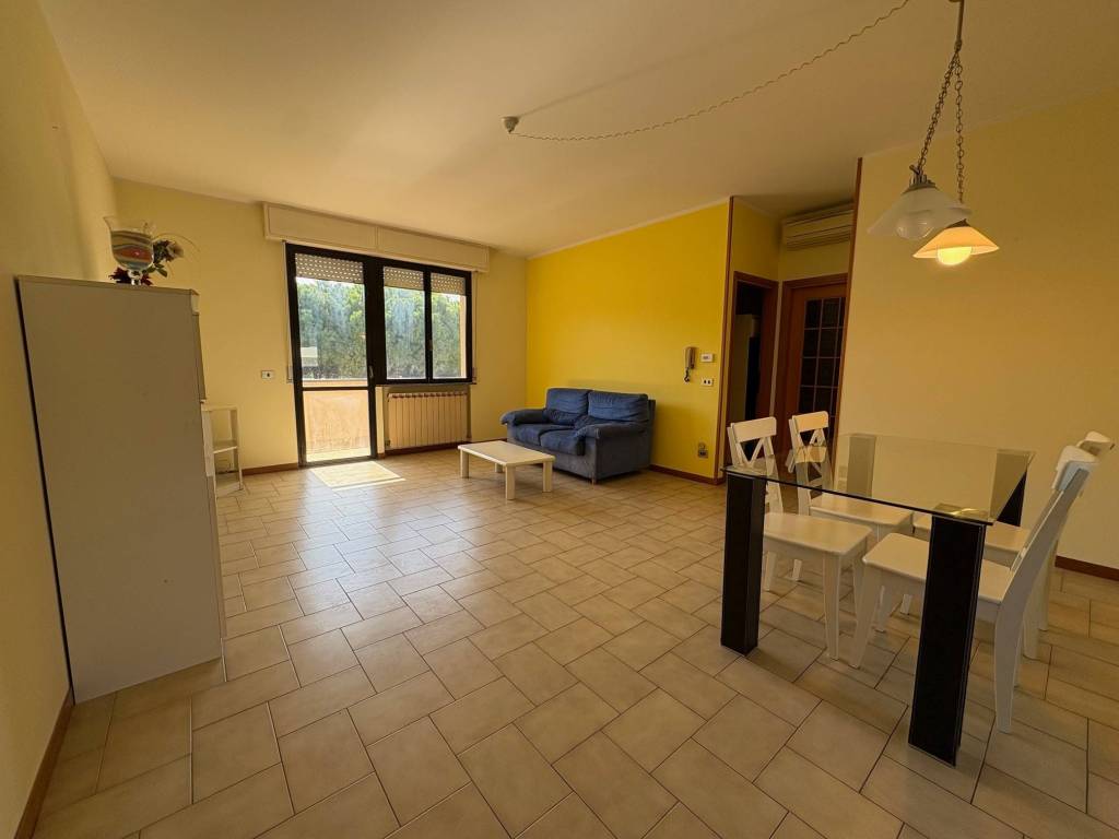 appartamento in vendita a Riccione in zona Marano