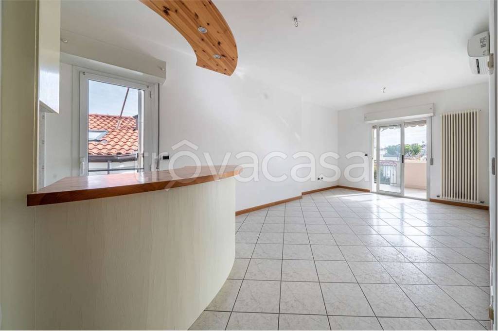 appartamento in vendita a Riccione in zona Alba