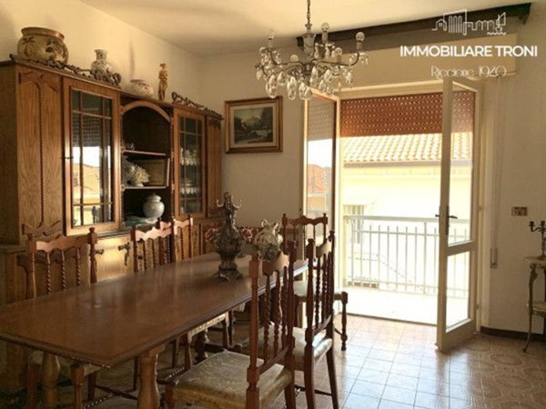 casa indipendente in vendita a Riccione