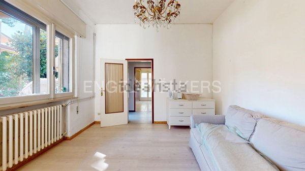 casa indipendente in vendita a Riccione