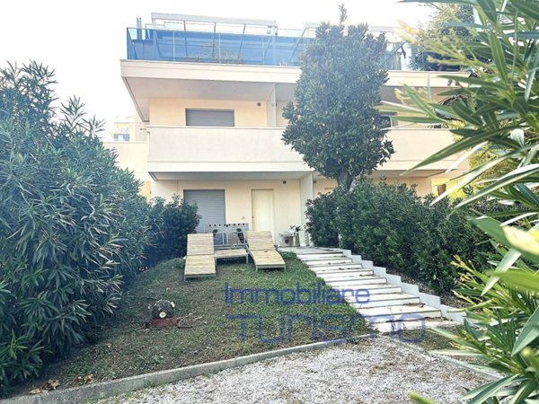 appartamento in vendita a Riccione