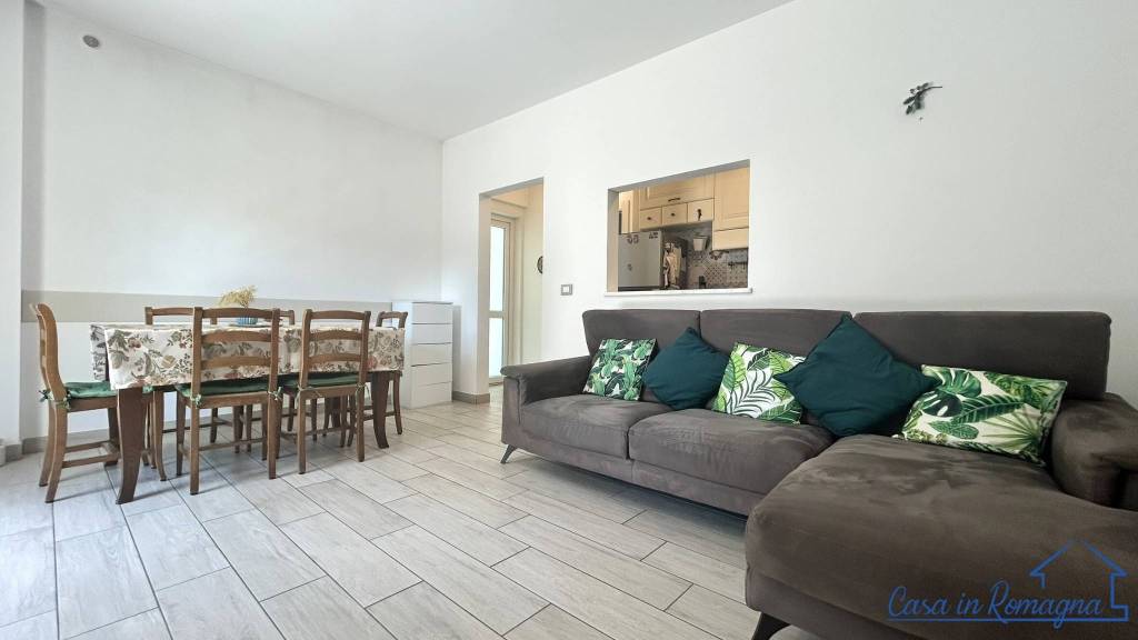 appartamento in vendita a Riccione in zona Alba