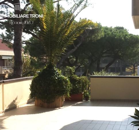 appartamento in vendita a Riccione in zona Alba