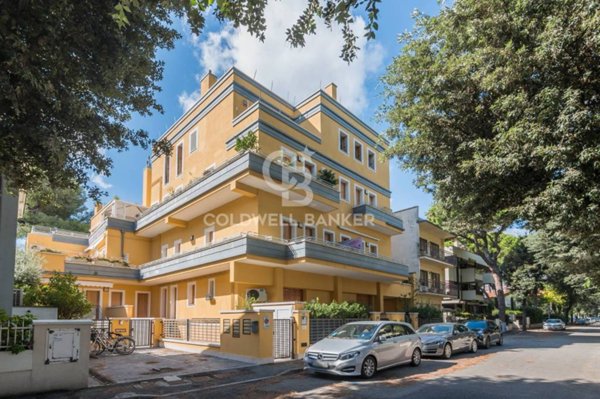 appartamento in vendita a Riccione in zona Centro Storico