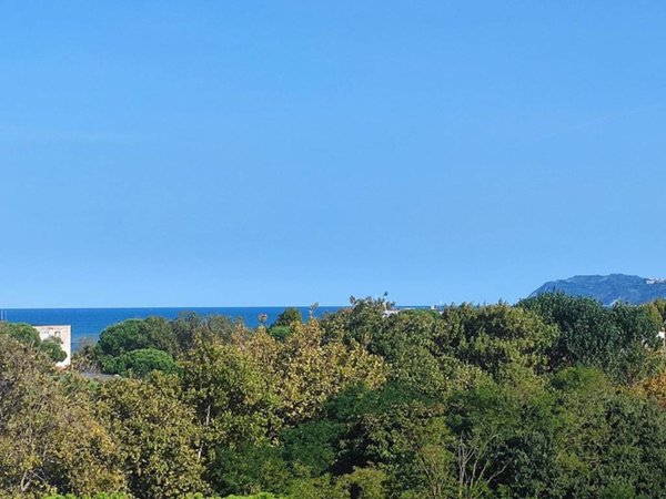 appartamento in vendita a Riccione