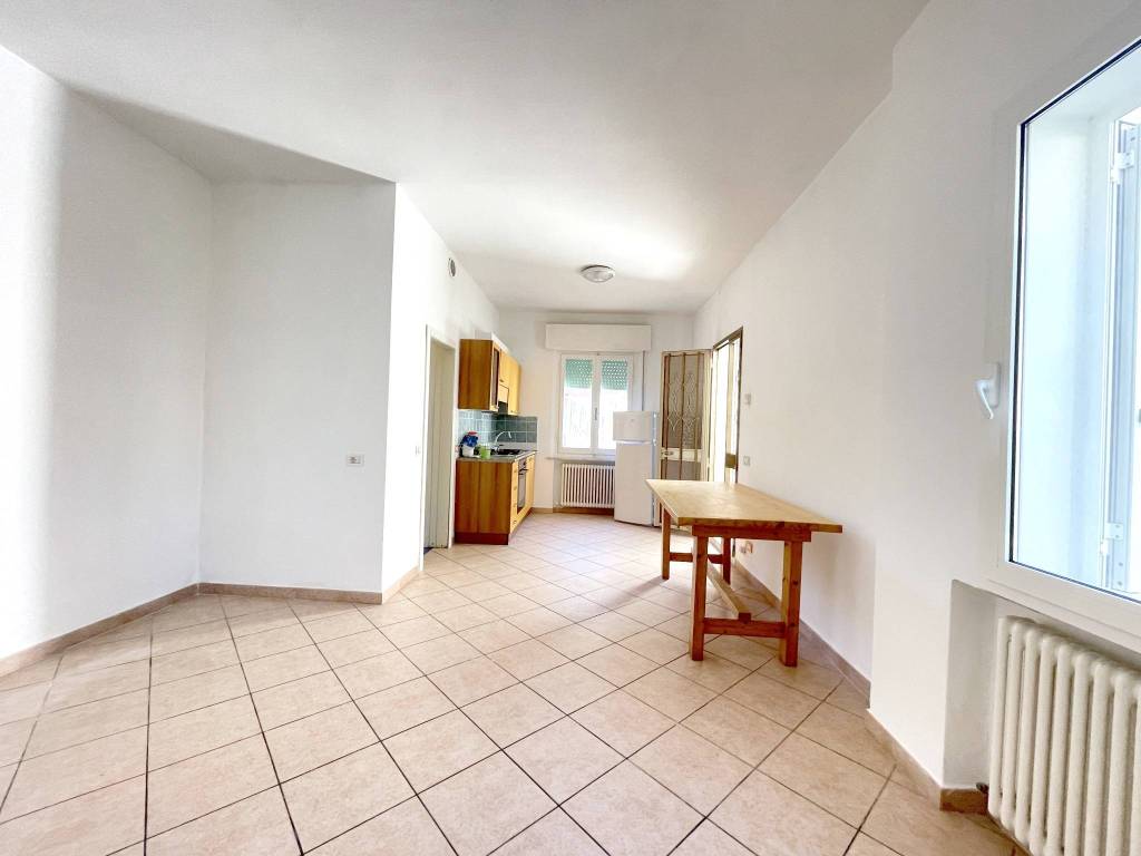 appartamento in vendita a Riccione in zona Alba