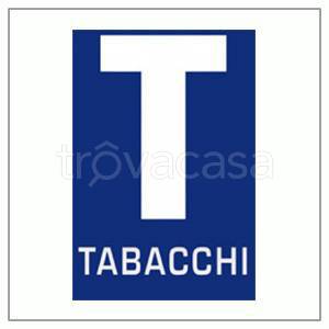 negozio in vendita a Riccione in zona Alba