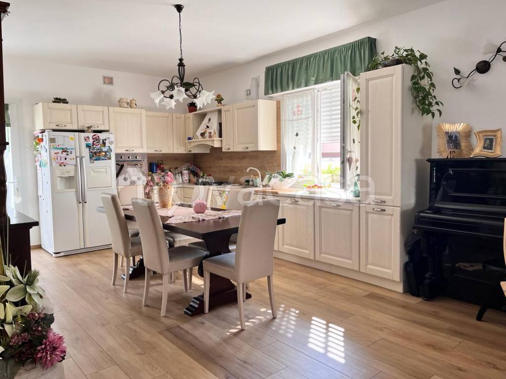 appartamento in vendita a Riccione in zona San Lorenzo