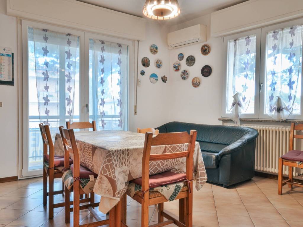 appartamento in vendita a Riccione