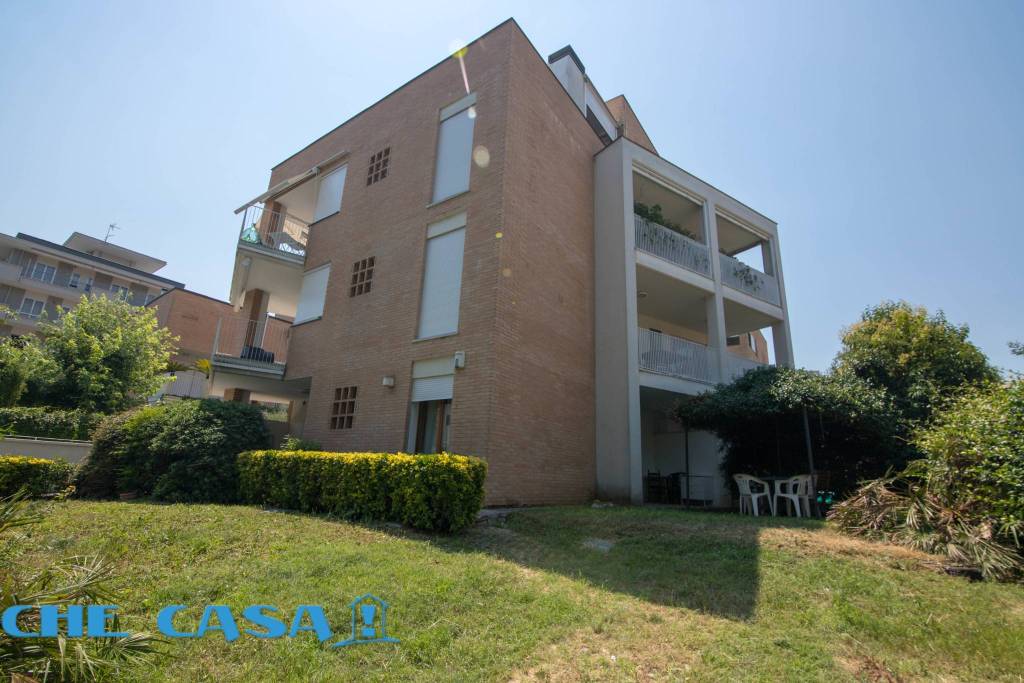 appartamento in vendita a Riccione in zona Centro Storico