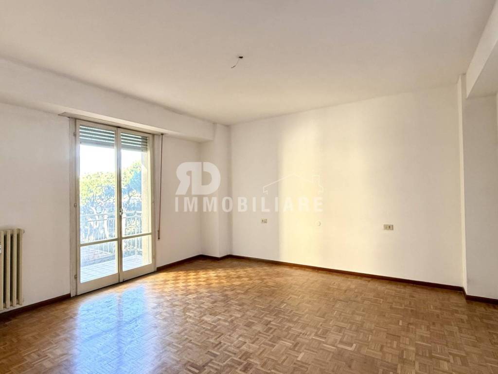 appartamento in vendita a Riccione in zona Centro Storico