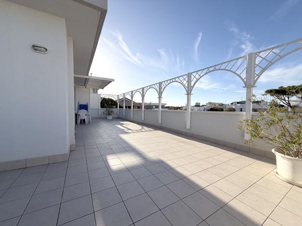 appartamento in vendita a Riccione in zona Alba