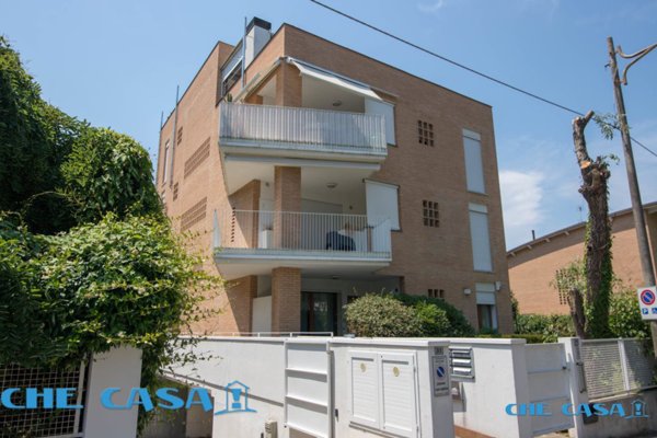 appartamento in vendita a Riccione in zona Centro Storico