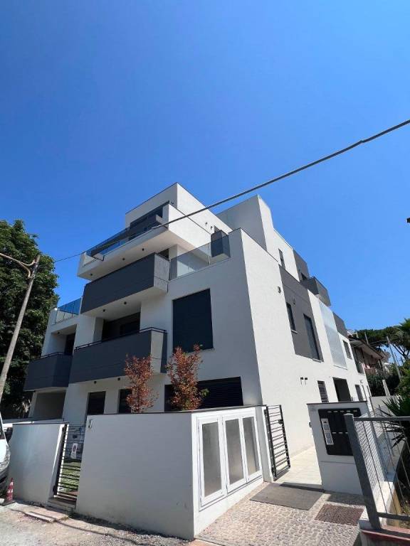 appartamento in vendita a Riccione