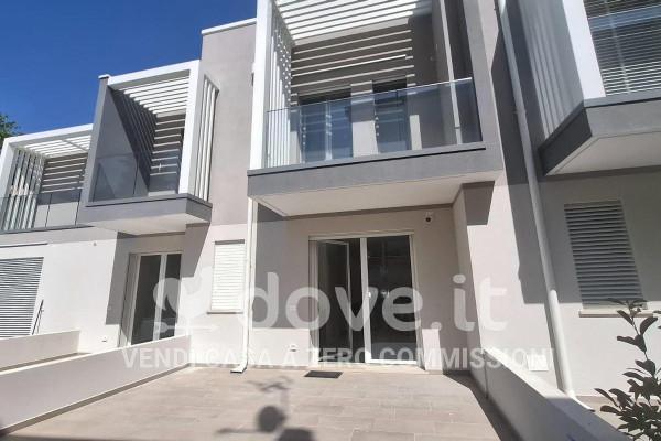 casa indipendente in vendita a Riccione