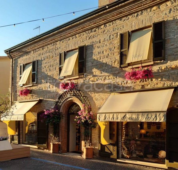 casa indipendente in vendita a Riccione in zona Centro Storico