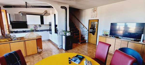 casa indipendente in vendita a Riccione