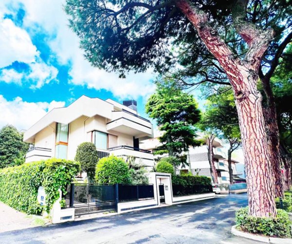 casa indipendente in vendita a Riccione