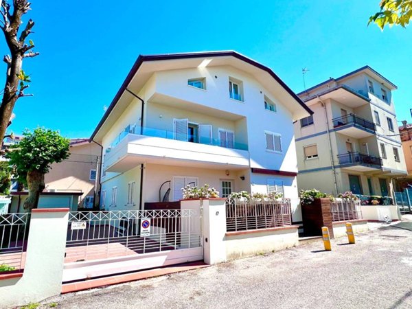 appartamento in vendita a Riccione