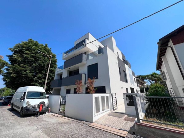 appartamento in vendita a Riccione