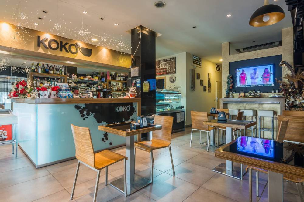 negozio in vendita a Riccione in zona Centro Storico