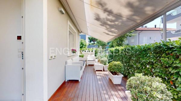 casa indipendente in vendita a Riccione in zona Alba