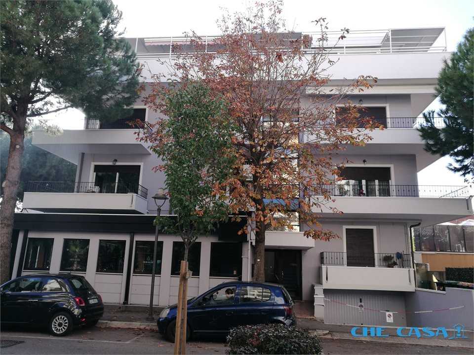 appartamento in vendita a Riccione in zona Alba