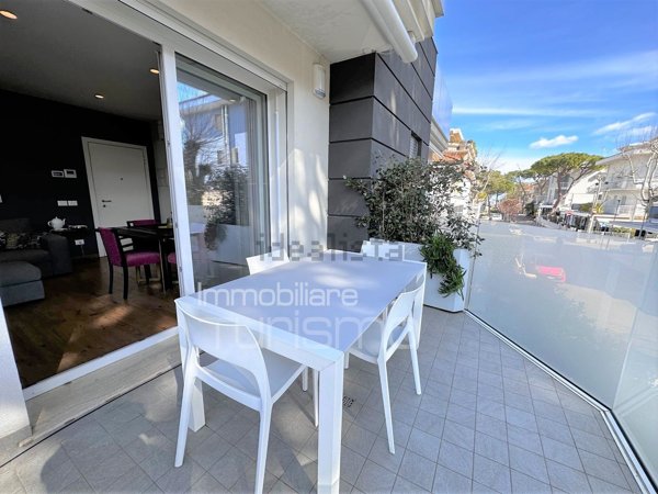 appartamento in vendita a Riccione in zona Centro Storico