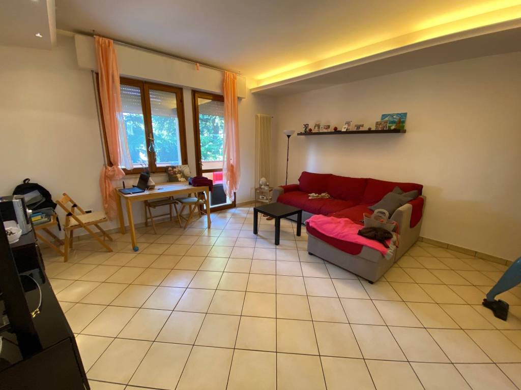 appartamento in vendita a Riccione in zona Marano