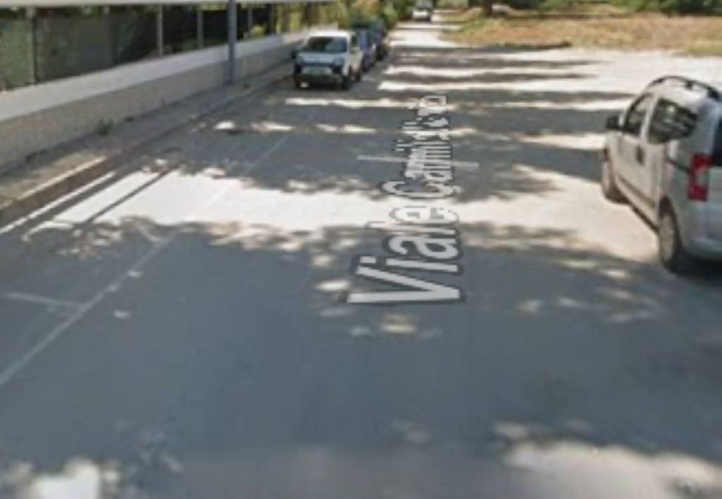 negozio in vendita a Riccione in zona Marano