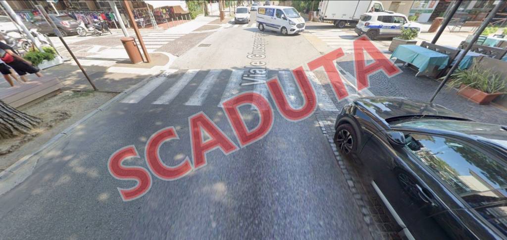 negozio in vendita a Riccione