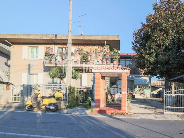 appartamento in vendita a Riccione in zona Case Muratori